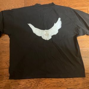 Yeezy Gap Dove No Seam Tee Size M Brand New